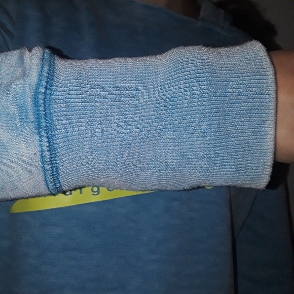 Bèllargo Blue Hoodie - Picture 5 of 5